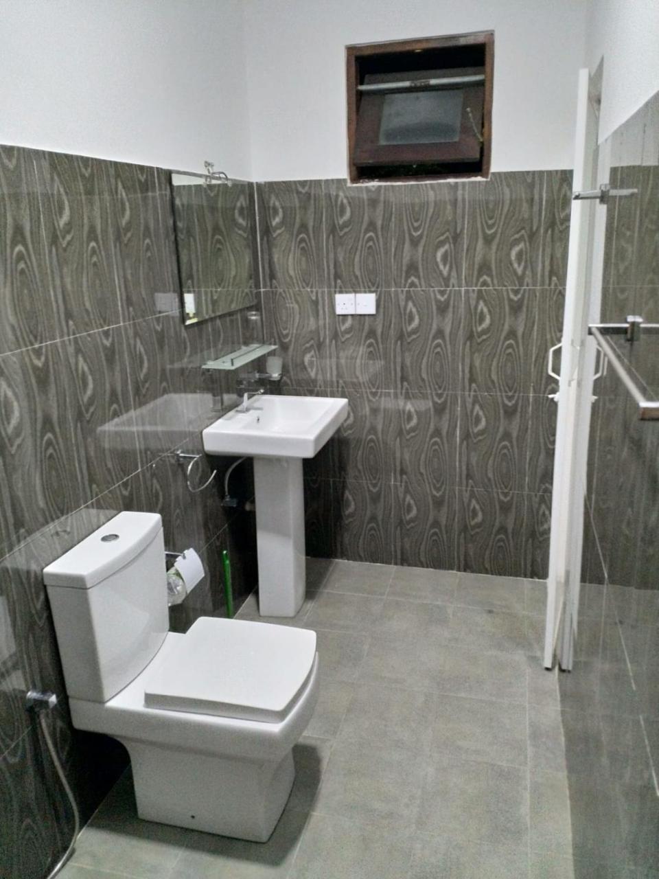 Hikkaduwa Family Inn ภายนอก รูปภาพ