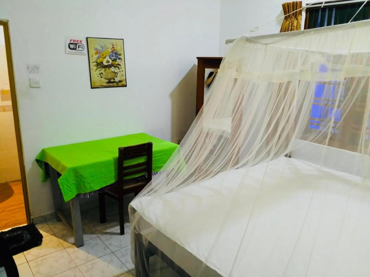 Hikkaduwa Family Inn ภายนอก รูปภาพ