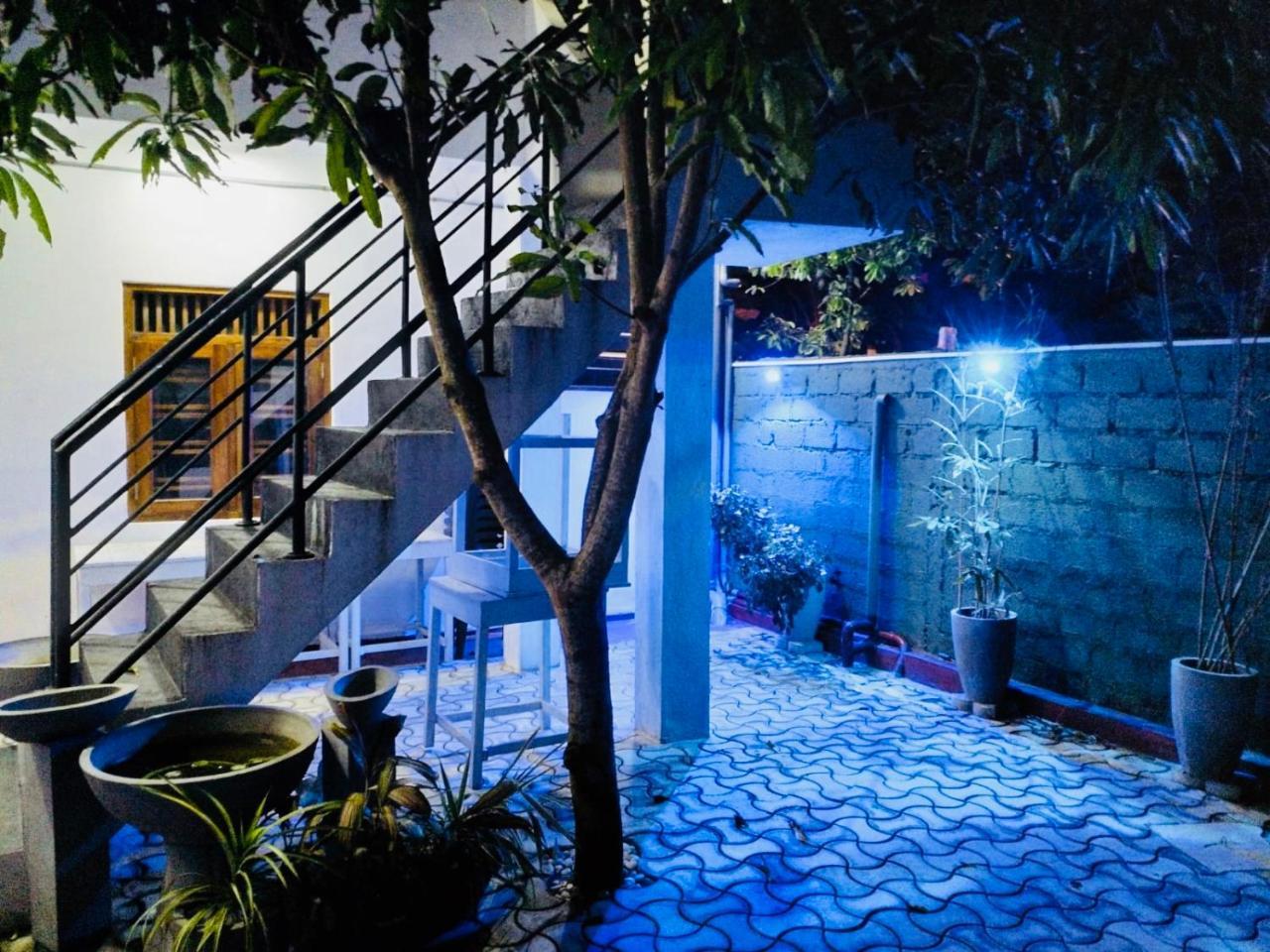 Hikkaduwa Family Inn ภายนอก รูปภาพ